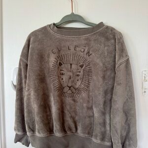 Soft Rylee & Cru toddler sweatshirt 🦁